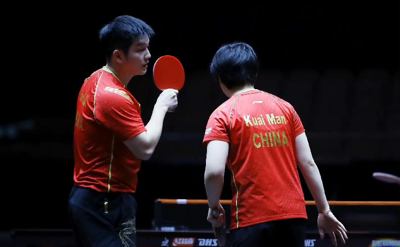 虽然她在首 虽然她在首