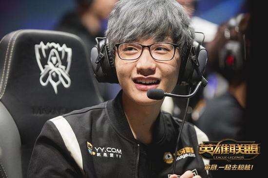 的全面配合 的全面配合