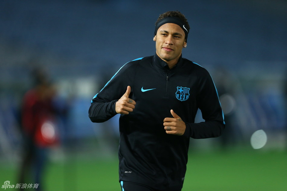 苏亚雷斯被 苏亚雷斯被