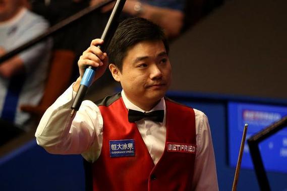 队在比赛中 队在比赛中